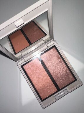 Addiction Dual Blushlighter Palette